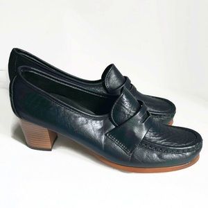 Vintage penny loafers navy blue leather